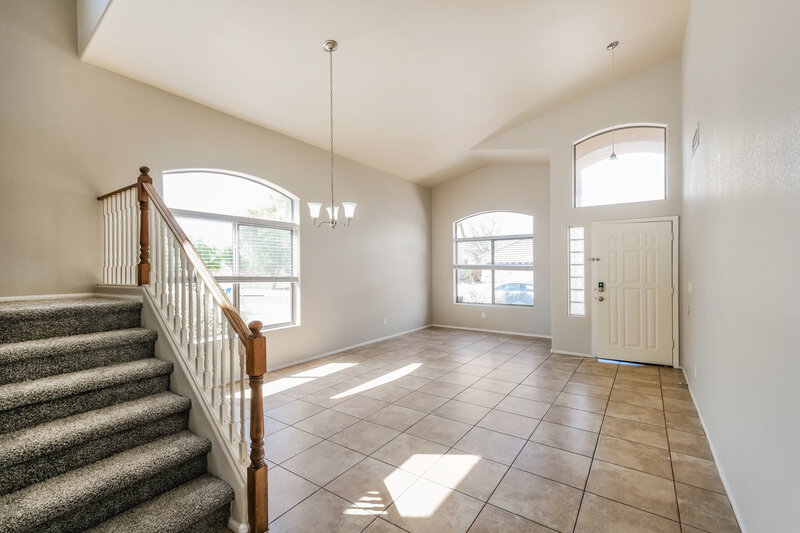 2,055/Mo, 5023 W Ardmore Road Laveen, AZ 85339 Living Room View 2