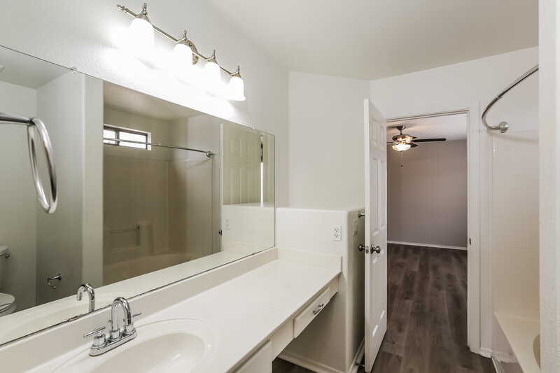 1,775/Mo, 12814 W Crocus Drive El Mirage, AZ 85335 Bedroom View 4