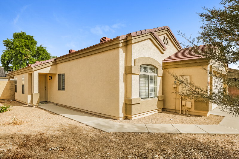 1,775/Mo, 12814 W Crocus Drive El Mirage, AZ 85335 W M Side View