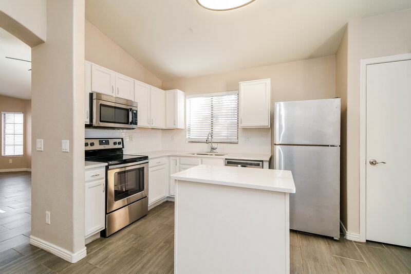 1,990/Mo, 438 N Opal Mesa, AZ 85207 Kitchen View
