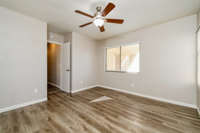 1,990/Mo, 438 N Opal Mesa, AZ 85207 Main Bedroom View