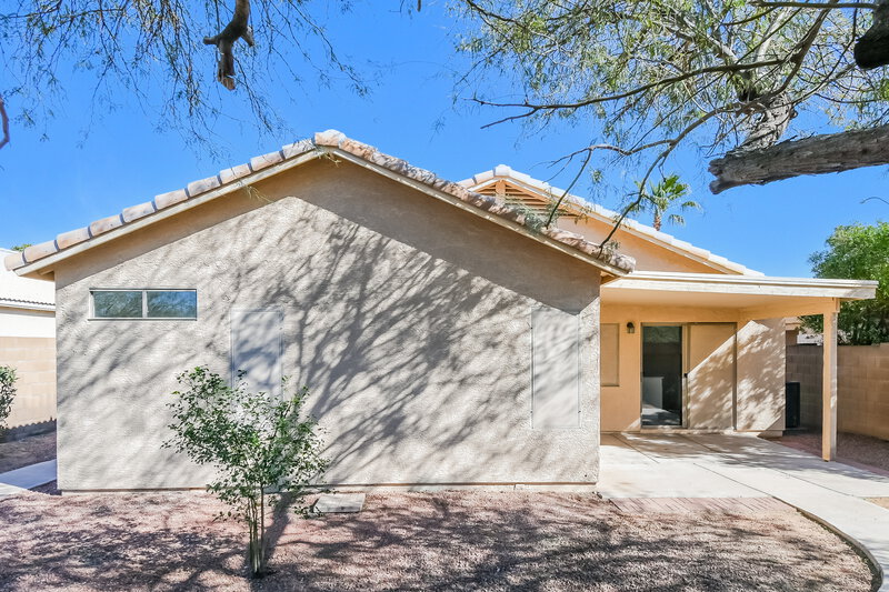 1,990/Mo, 438 N Opal Mesa, AZ 85207 Rear View 2