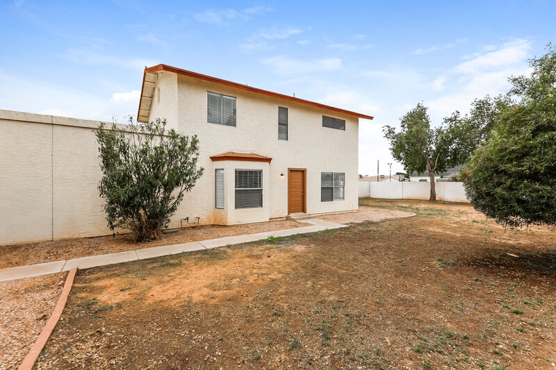 2,015/Mo, 532 N Nassau Mesa, AZ 85205 Rear View