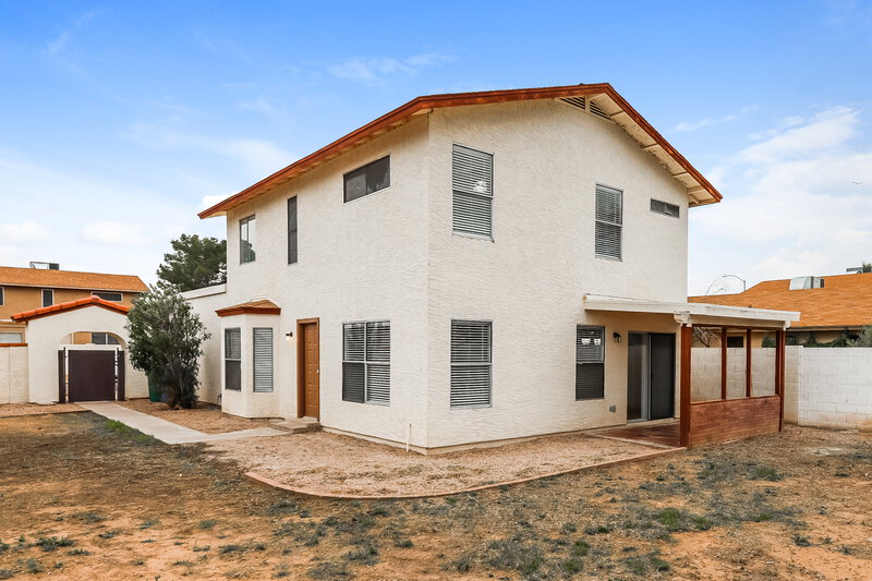 2,015/Mo, 532 N Nassau Mesa, AZ 85205 Rear View 2