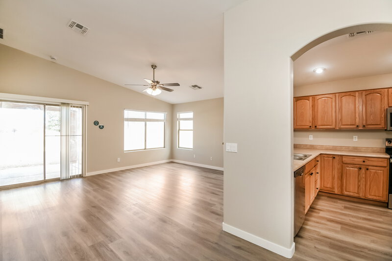 1,850/Mo, 2726 E Desert Rose Trl San Tan Valley, AZ 85143 Living Room View