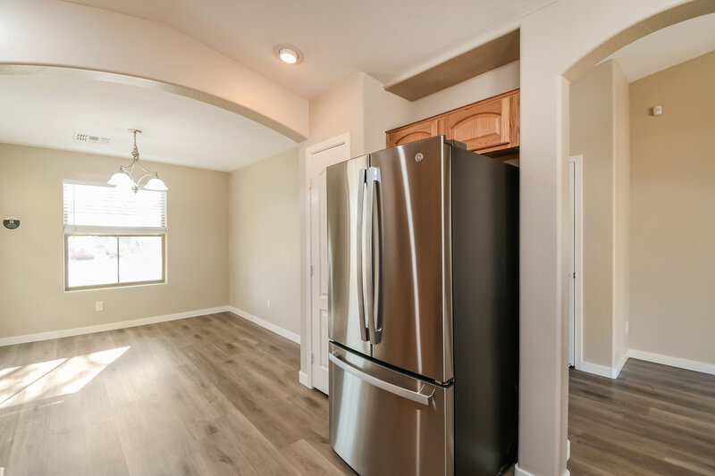1,850/Mo, 2726 E Desert Rose Trl San Tan Valley, AZ 85143 Kitchen View