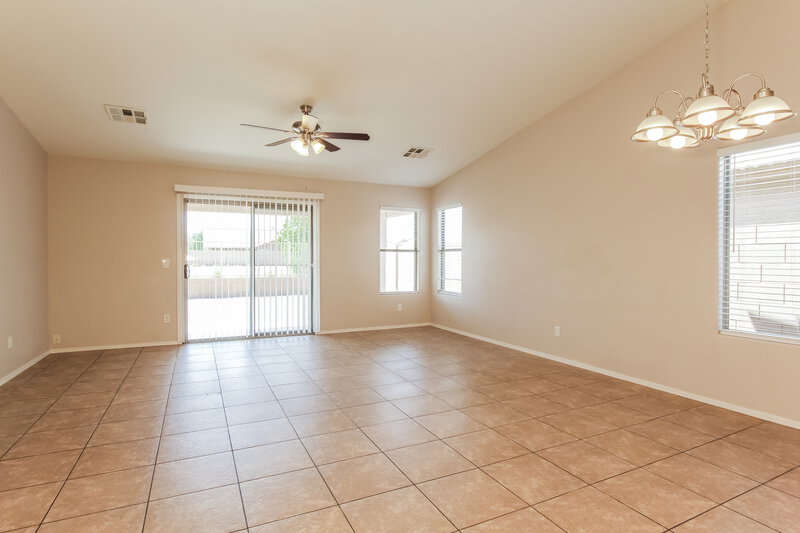 2,290/Mo, 2431 W Gaby Rd Phoenix, AZ 85041 Living Room View