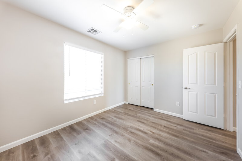 2,050/Mo, 1306 S 119th Drive Avondale, AZ 85323 Bedroom View