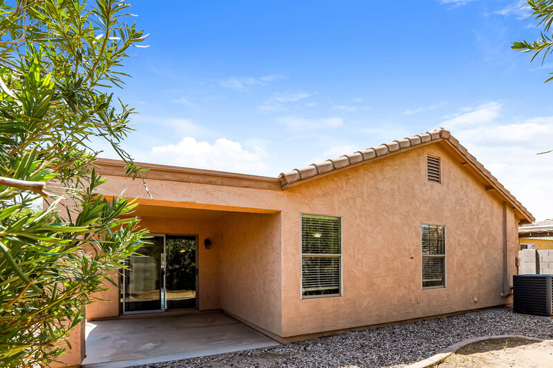1,970/Mo, 3630 W Mesquite Avenue San Tan Valley, AZ 85144 Rear View