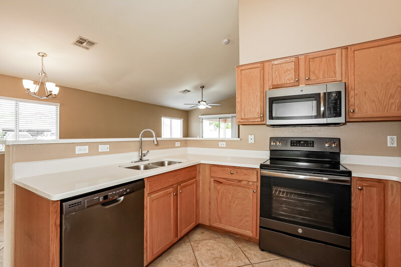 2,110/Mo, 803 S Chatsworth Mesa, AZ 85208 Kitchen View 2