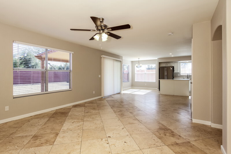 2,360/Mo, 2401 N 125th Dr Avondale, AZ 85392 Misc View 3