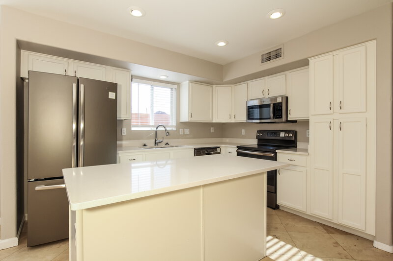 2,360/Mo, 2401 N 125th Dr Avondale, AZ 85392 Misc View 5