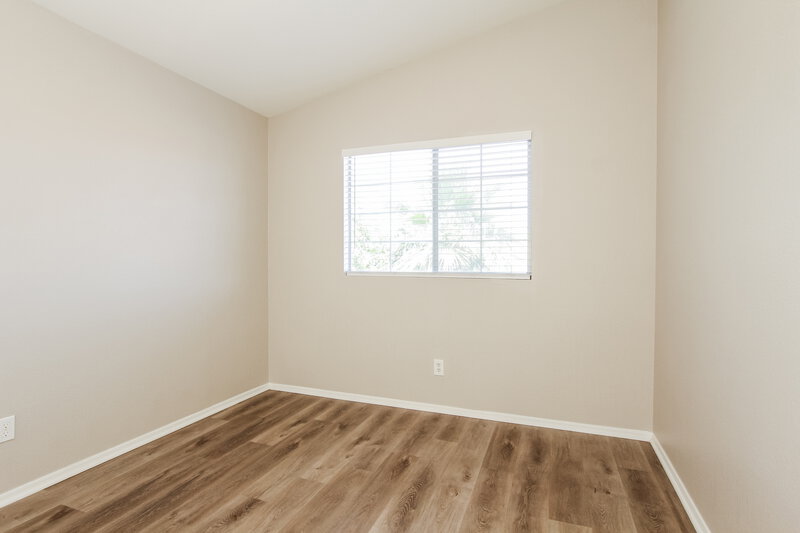 2,195/Mo, 2401 N 125th Dr Avondale, AZ 85392 Bedroom View 2