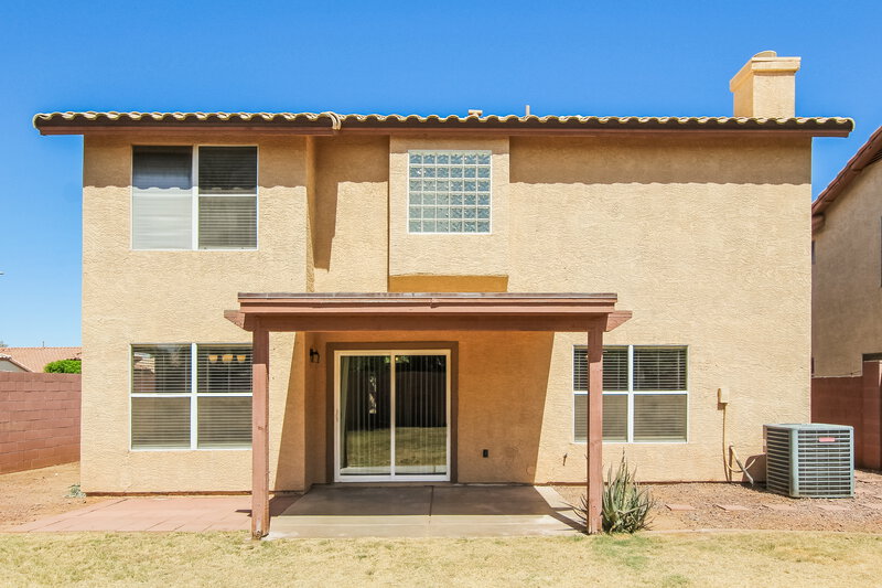 2,195/Mo, 2401 N 125th Dr Avondale, AZ 85392 Rear View