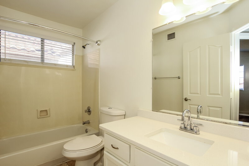 2,360/Mo, 2401 N 125th Dr Avondale, AZ 85392 Misc View 15