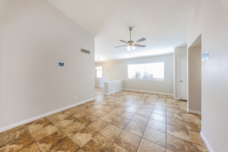1,935/Mo, 17907 N Reno Ave Surprise, AZ 85374 Living Room View
