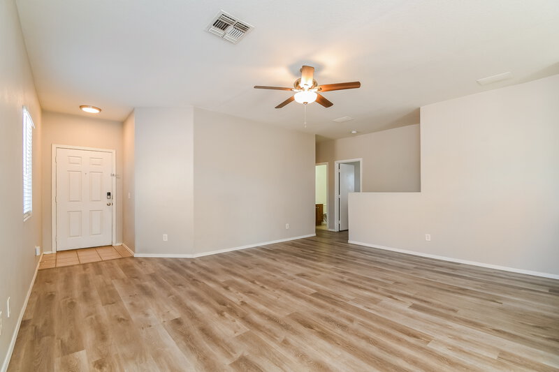 1,610/Mo, 1163 E Dust Devil Dr San Tan Valley, AZ 85143 Living Room View