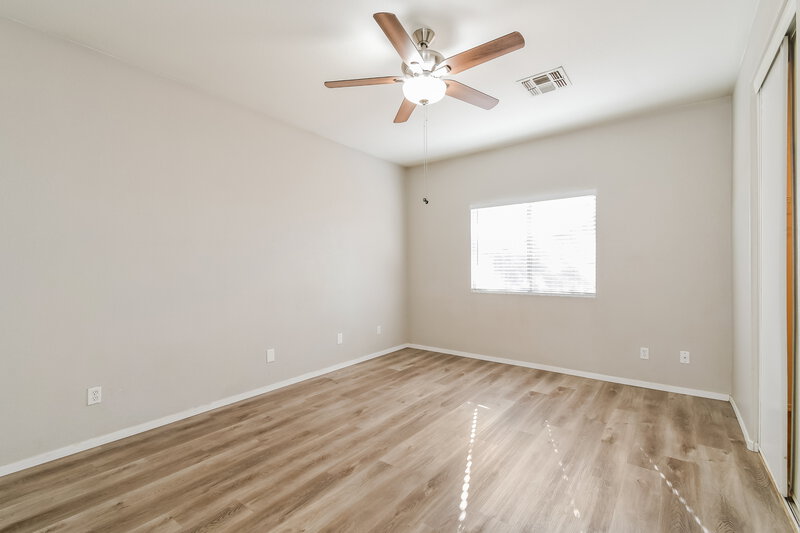 1,610/Mo, 1163 E Dust Devil Dr San Tan Valley, AZ 85143 Main Bedroom View