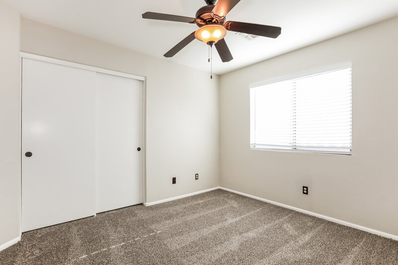 1,870/Mo, 1105 E Nardini Street San Tan Valley, AZ 85140 Bedroom View 2