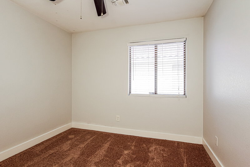 2,095/Mo, 13818 W Fargo Drive Surprise, AZ 85374 Bedroom View 2