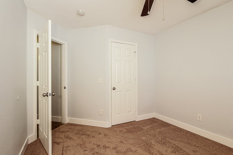 2,095/Mo, 13818 W Fargo Drive Surprise, AZ 85374 Bedroom View 3