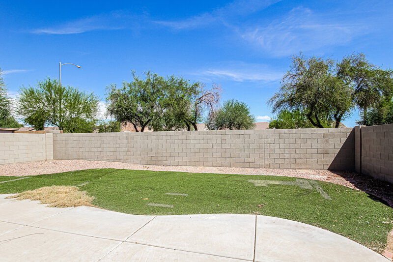 2,095/Mo, 13818 W Fargo Drive Surprise, AZ 85374 Exterior View