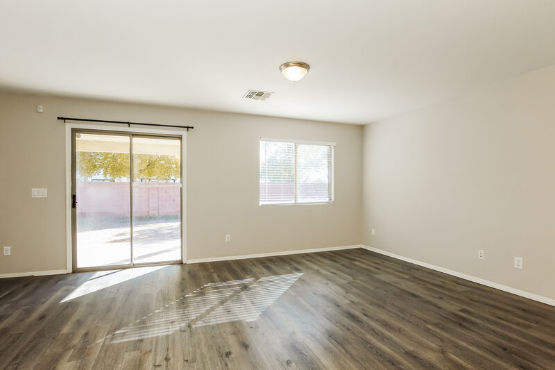 1,960/Mo, 3035 S 85th Dr Tolleson, AZ 85353 Living Room View