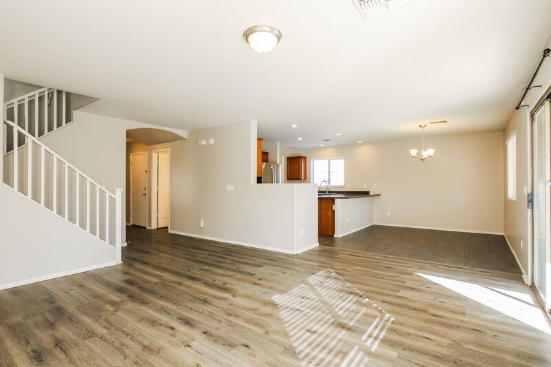 1,960/Mo, 3035 S 85th Dr Tolleson, AZ 85353 Living Room View 2