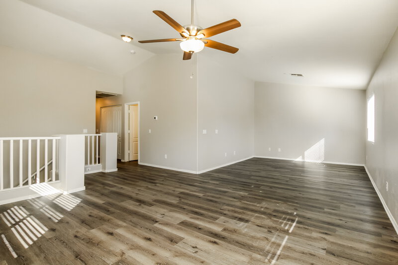 1,960/Mo, 3035 S 85th Dr Tolleson, AZ 85353 Loft View