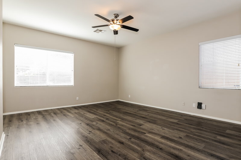 1,950/Mo, 13587 W Tara Lane Surprise, AZ 85374 Main Bedroom View