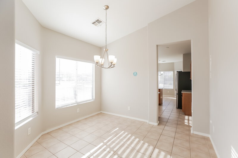 1,985/Mo, 6412 W Hilton Avenue Phoenix, AZ 85043 Dining Room View