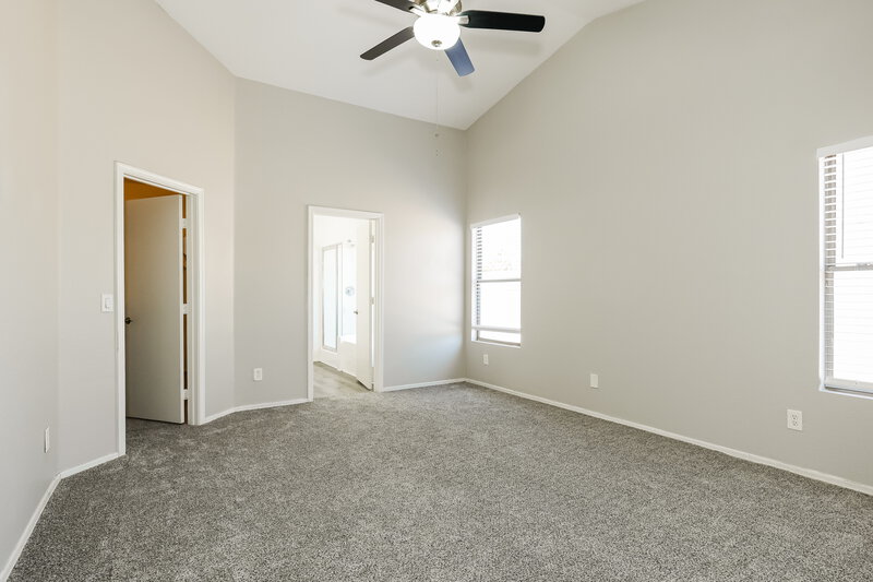 1,870/Mo, 6412 W Hilton Avenue Phoenix, AZ 85043 Main Bedroom View