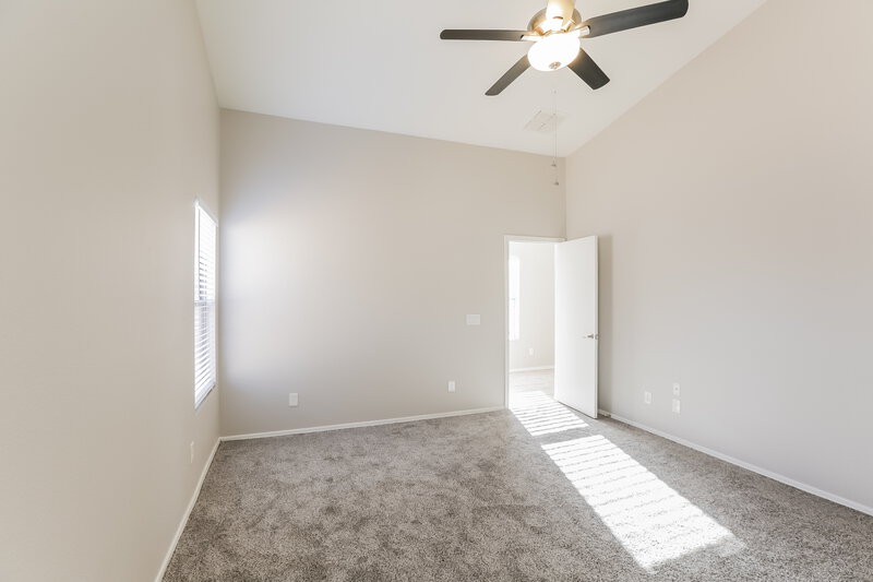 1,985/Mo, 6412 W Hilton Avenue Phoenix, AZ 85043 Main Bedroom View 2