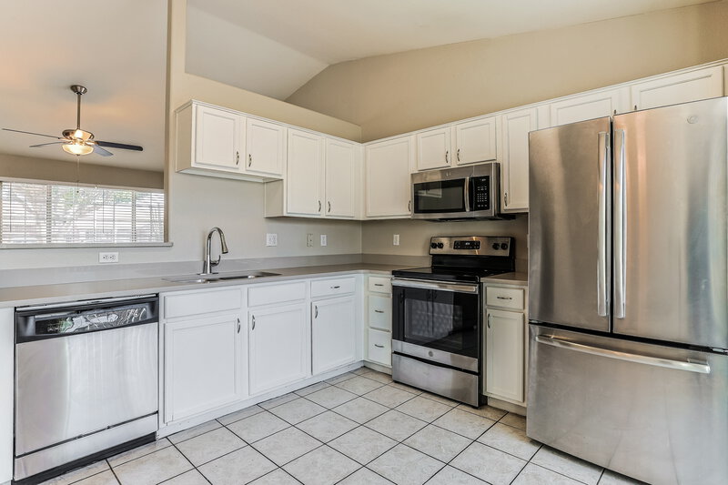 2,115/Mo, 463 E Harrison St Chandler, AZ 85225 Kitchen View