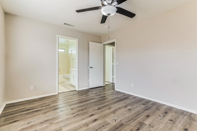 2,115/Mo, 463 E Harrison St Chandler, AZ 85225 Main Bedroom View 2