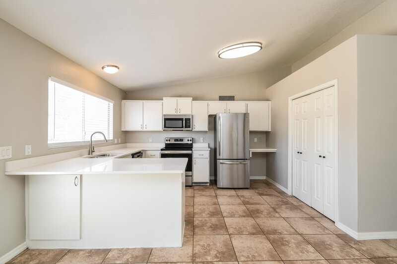 2,185/Mo, 1419 N Rowen Mesa, AZ 85207 Breakfast Nook View