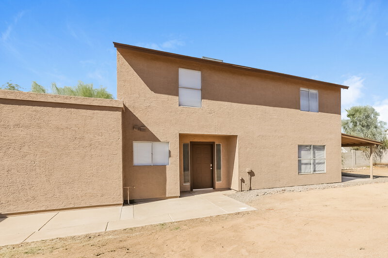 2,245/Mo, 1420 E Topeka Dr Phoenix, AZ 85024 Front View