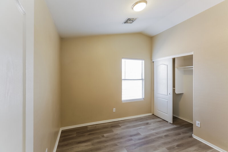3,050/Mo, 12446 W San Juan Ave Litchfield Park, AZ 85340 Bedroom View