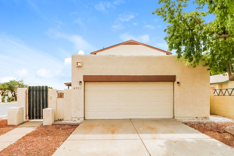 2,030/Mo, 4701 W Escuda Drive Glendale, AZ 85308 External View