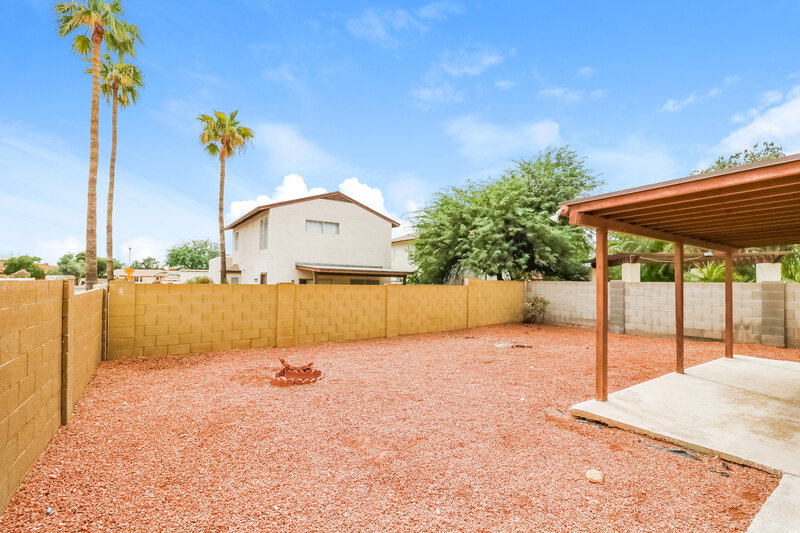 2,030/Mo, 4701 W Escuda Drive Glendale, AZ 85308 Rear View 2
