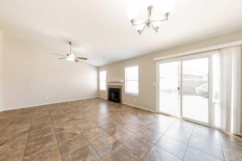 2,045/Mo, 9145 W Ludlow Drive Peoria, AZ 85381 Dining Room View 2