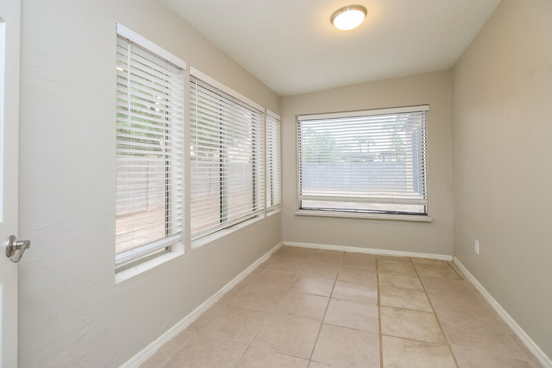 2,190/Mo, 423 S Kingston Court Chandler, AZ 85225 Sun Room View