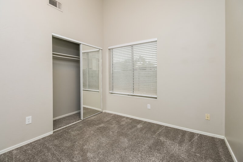2,190/Mo, 423 S Kingston Court Chandler, AZ 85225 Bedroom View
