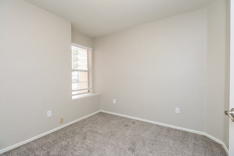 2,190/Mo, 423 S Kingston Court Chandler, AZ 85225 Bedroom View 2