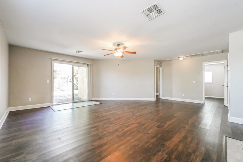 2,045/Mo, 9642 W Kingman St Tolleson, AZ 85353 Living Room View 2