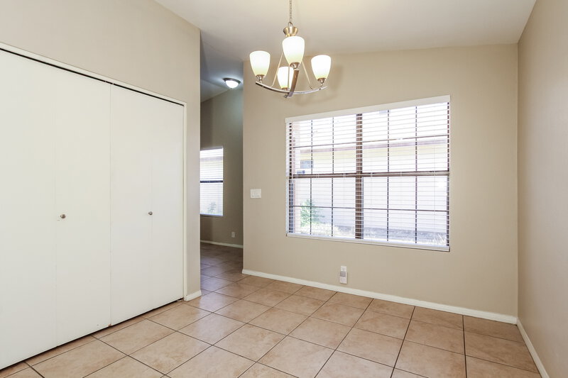1,840/Mo, 3814 W Marconi Ave Phoenix, AZ 85053 Dining Room View