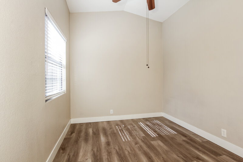 1,840/Mo, 3814 W Marconi Ave Phoenix, AZ 85053 Bedroom View