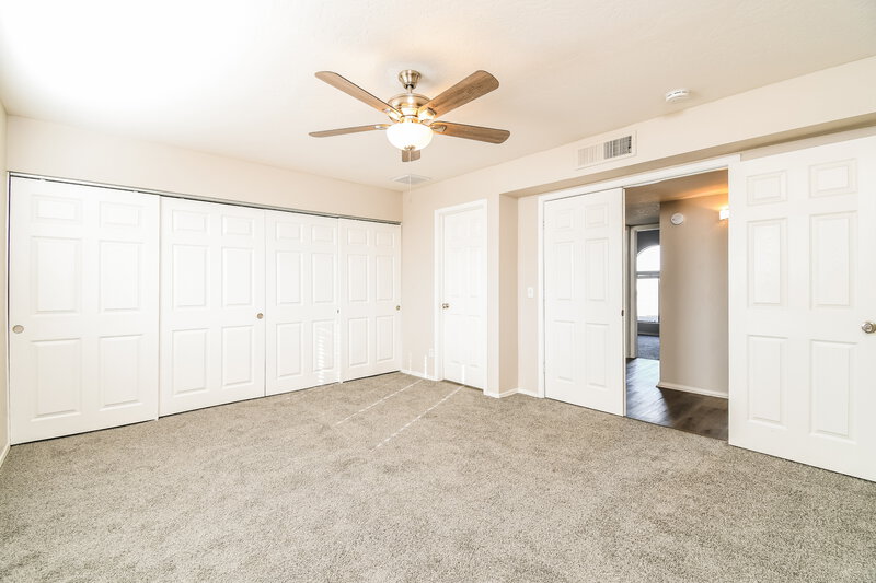 2,405/Mo, 521 W El Prado Road Chandler, AZ 85225 Main Bedroom View 2