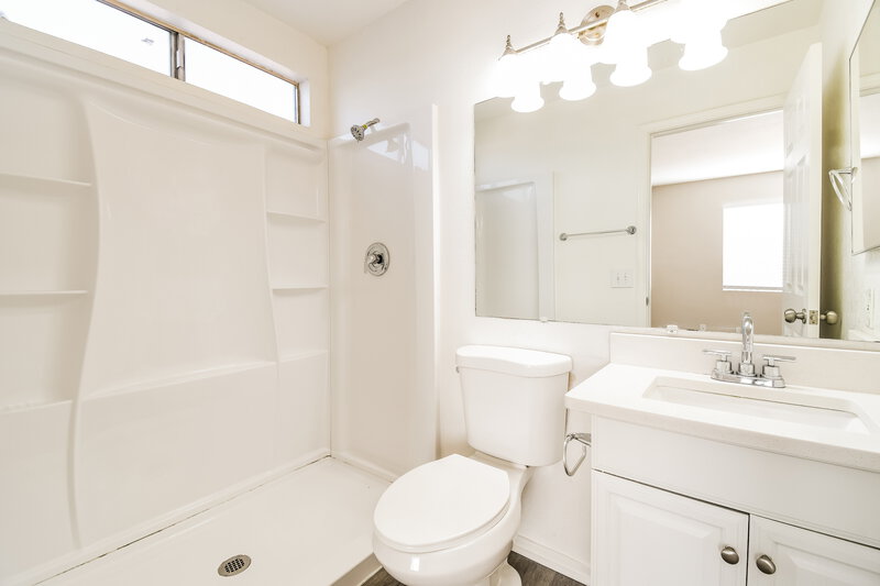 2,405/Mo, 521 W El Prado Road Chandler, AZ 85225 Bathroom View
