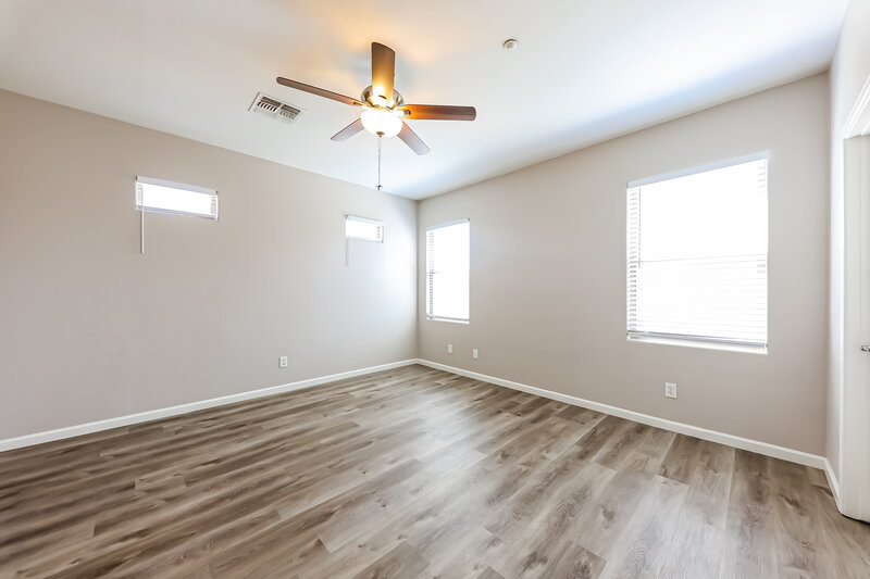 2,085/Mo, 15873 N 73rd Ln Peoria, AZ 85382 Main Bedroom View